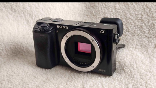 SONY A6000